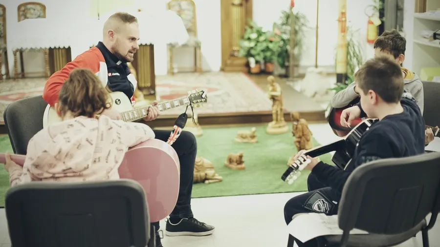 don Davide corso di Chitarra 3